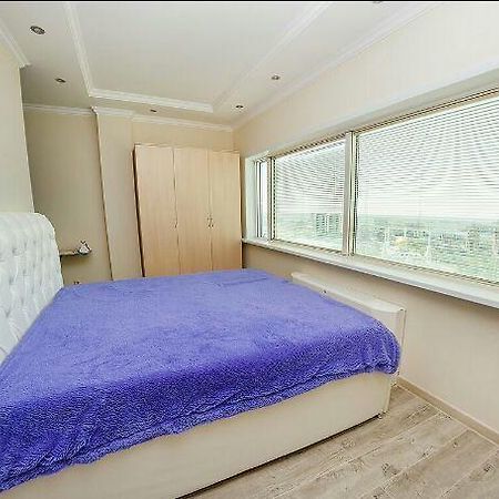 Studio On Dostyq Street 5 Floor 25 Astana Bagian luar foto